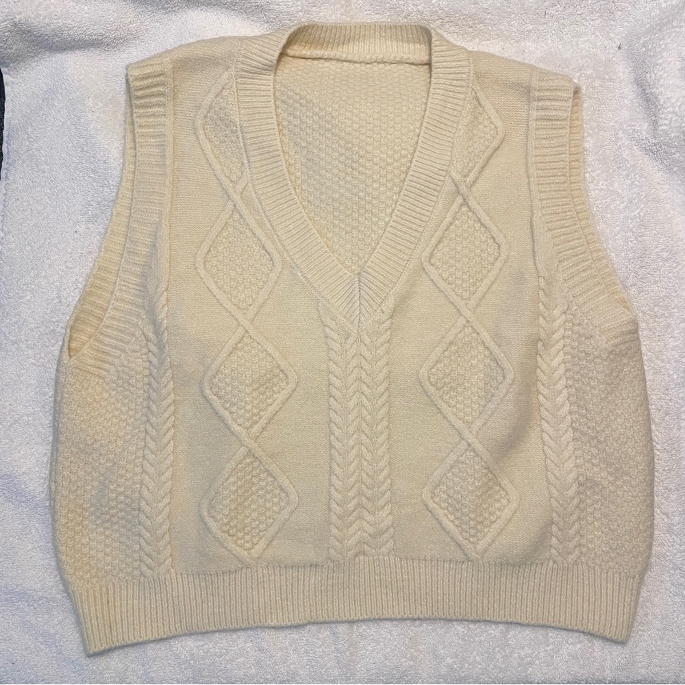 Coquette cottage Korea Cream Cable Knit Vest NEW